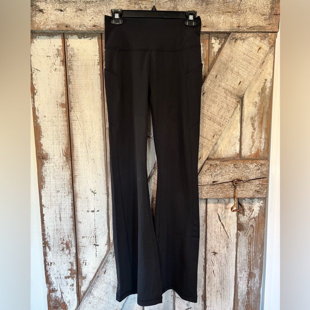 Fabletics flare leggings